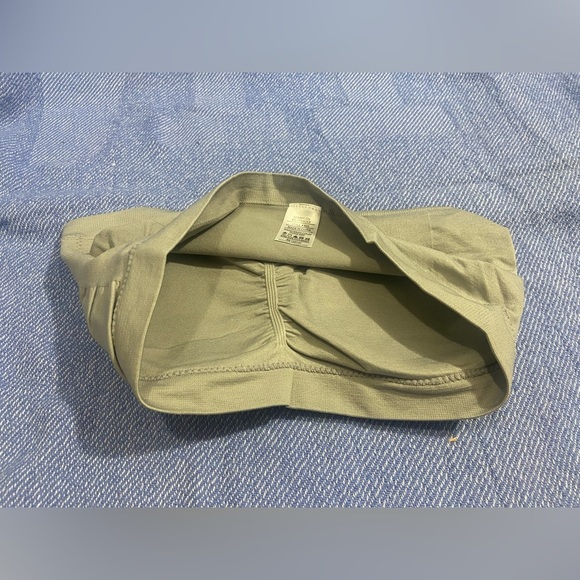 NIP Gray Wire-free Strapless Seamless Stretchy Bra - Picture 4 of 7